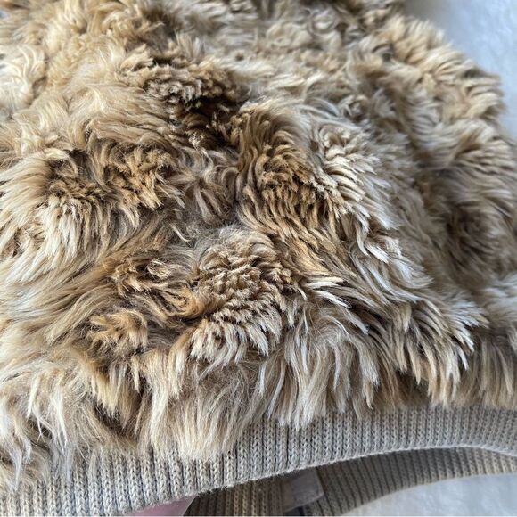 H&M Vest Faux Fur Vest Teddy bear Ears removable hood Beige Size 5/6 years - Picture 7 of 11